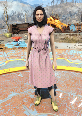 Fo4Laundered pink dress