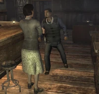 Trudy discutindo com Joe Cobb.