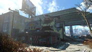 FO4 Bus and Apartment Wreckage (4).jpg (2,01 МБ) Вид дома со стороны кафе «Сэндвичи Джо»