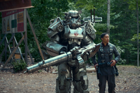 Maximus (right) with Knight Titus