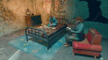 FO4 Kellogg & his mother.jpg