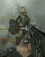 Synth atacando al jugador.