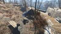 FO4 Malden Drainage camp.jpg (349 KB) Food and ammo