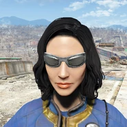 Окуляри на жінці