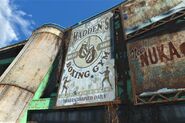 FO4 Madden Gym overpass ad
