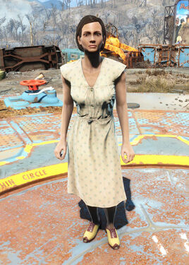 FO4Laundered cream dress