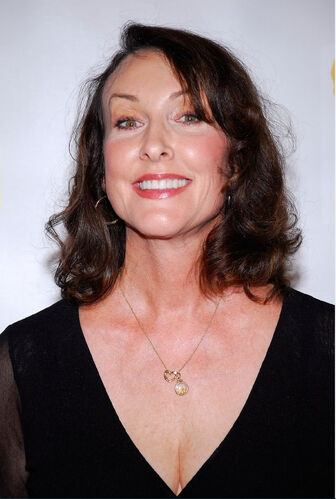 Tress MacNeille