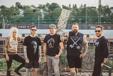 Joe Trohman Marie Goble