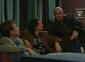 Aflevering 329 om 20.03.53.png (1,3 MB)
