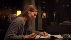 S24 E201 009.png (781 kB)