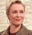 June CEO, Aandeelhouder, Manager VDB Fashion