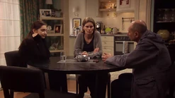 S24 E201 007.png (846 kB)