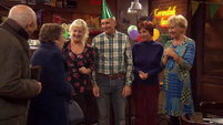 S24 E092 034.png (1,16 MB)