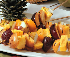 Grilled-fruit-kabobs-01-af