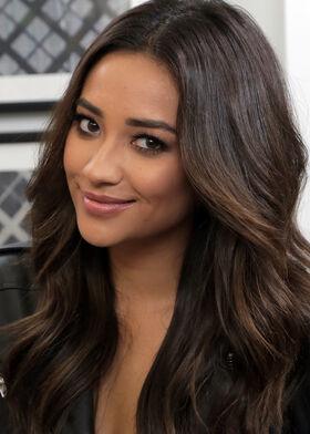 ShayMitchell