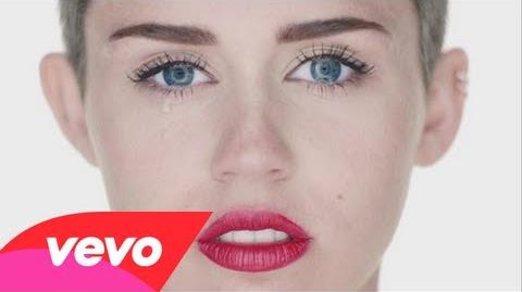 Miley_Cyrus_-_Wrecking_Ball