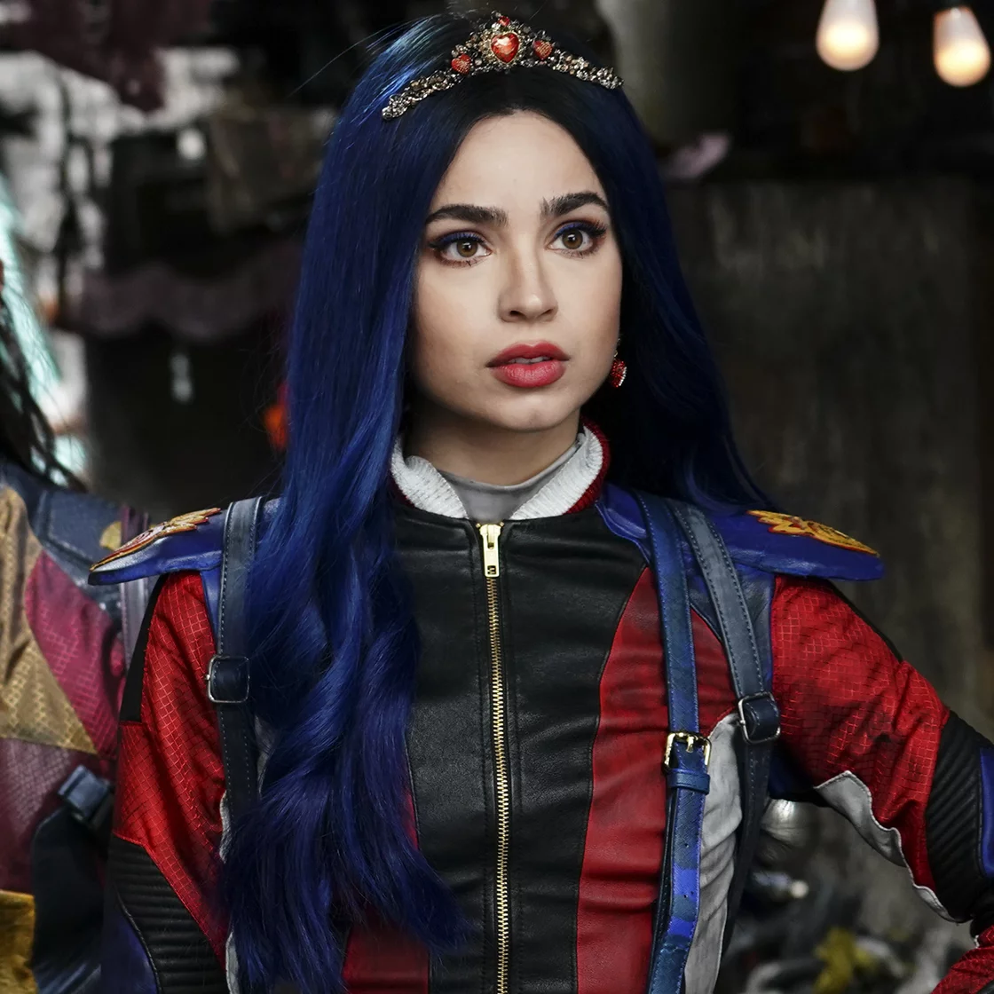 Descendants 3, Disney Devotion Wiki