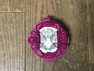 72124414 p5 master1200.jpg (896 KB) Shirabe Tsukuyomi Ridewatch