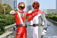 Ranger Operative Series Red and Racer Strike Red Ranger Team Up