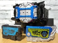 Ichi-Gata Driver and Evolution Hopper Zetsumerisekey