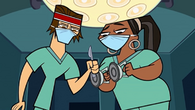 Tyler and Leshawna perform surgery on "Doctor for a Day."