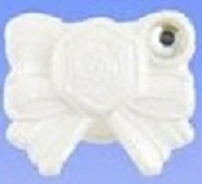 Ban969845t.jpg (8 KB) Sakagami Ayumi's White Hexagon Ribbon Decor