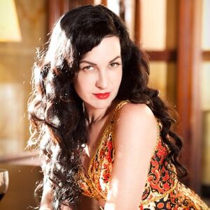 Grey DeLisle.jpg