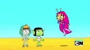 Vlcsnap-2016-06-10-15h47m02s638.png (424 KB) Egyptian Raven, Egyptian Beast Boy and Egyptian Starfire