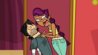...and freaks out about the pairing until Heather offers to pair with Alejandro instead.