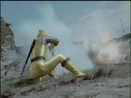 Hurricaneyellowwaza07.jpg (10 KB) "Wind Ninja Explosive Attack!"