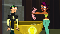 Sierra decides to take adopt the two-headed rat and watch the team's basket.