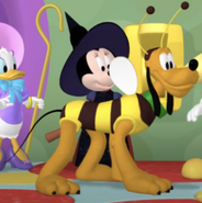 Pluto as a bumblebee