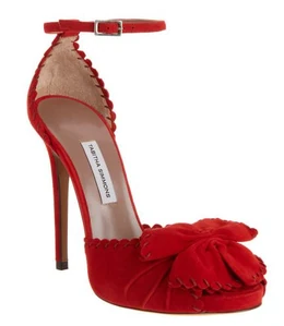 Alyssa's shoes in the post-credits scene of the first film