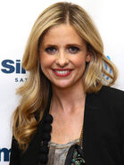 00adb6e8f9a12273 SarahMichelle Gellar.xxxlarge 2