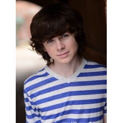 Hana-posted-this-picture-of-Chandler-on-her-Instagram-chandler-riggs-37154575-640-640