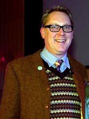 Vic reeves Middlesbrough (cropped).jpg