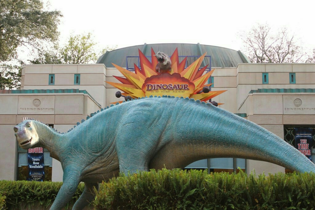 Behind the Ride: DINOSAUR