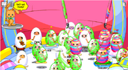 Easter-eggggy-costumebattle-room1