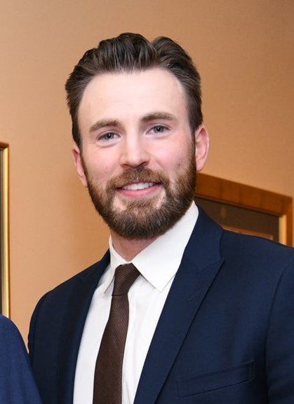 I really wish Steve kept the hairstyle and beard, it gave him more of a  modern look. : r/marvelstudios