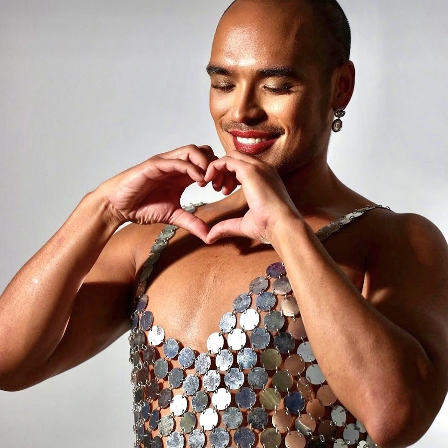 Seann Miley Moore | Fantasy Voice Wiki | Fandom