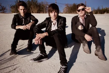 Artist vs. Poet | Fantasy Voice Wiki | Fandom