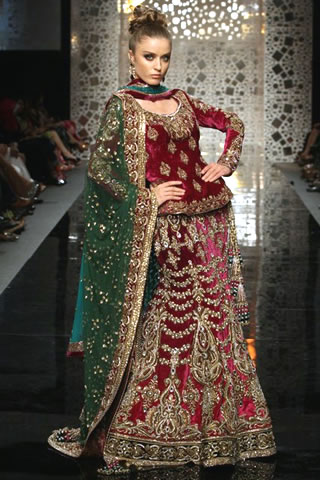Lehenga-style sari - Wikipedia