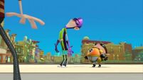 Fanboy and Chum Chum in a second fighting stance s1e1a