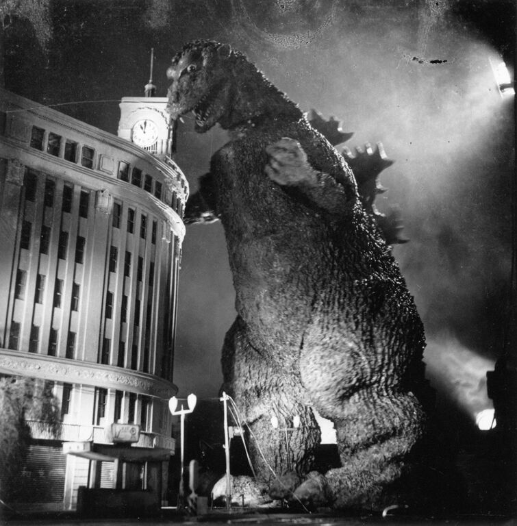 Shitty vs post: Godzilla (1954) vs. Godzilla (1998) | Fandom