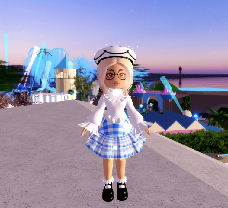 Royale High School Uniform! Fandom