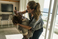 Alicia kills zombie christina