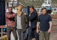 Fear-the-walking-dead-episode-205-travis-curtis-2-935.jpg (124 KB)