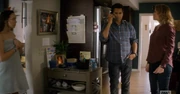 Travis takes the call from the hospital and Maddy and Alicia watch.