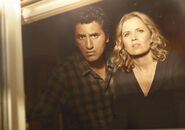 Fear-the-walking-dead-season-1-gallery-madison-dickens-travis-curtis-935-2.jpg (264 KB) Promotional image of Madison and Travis