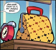 FelixMagicBaggraphicnovel.png (753 KB) The Magic Bag, as seen in Felix the Cat graphic novel